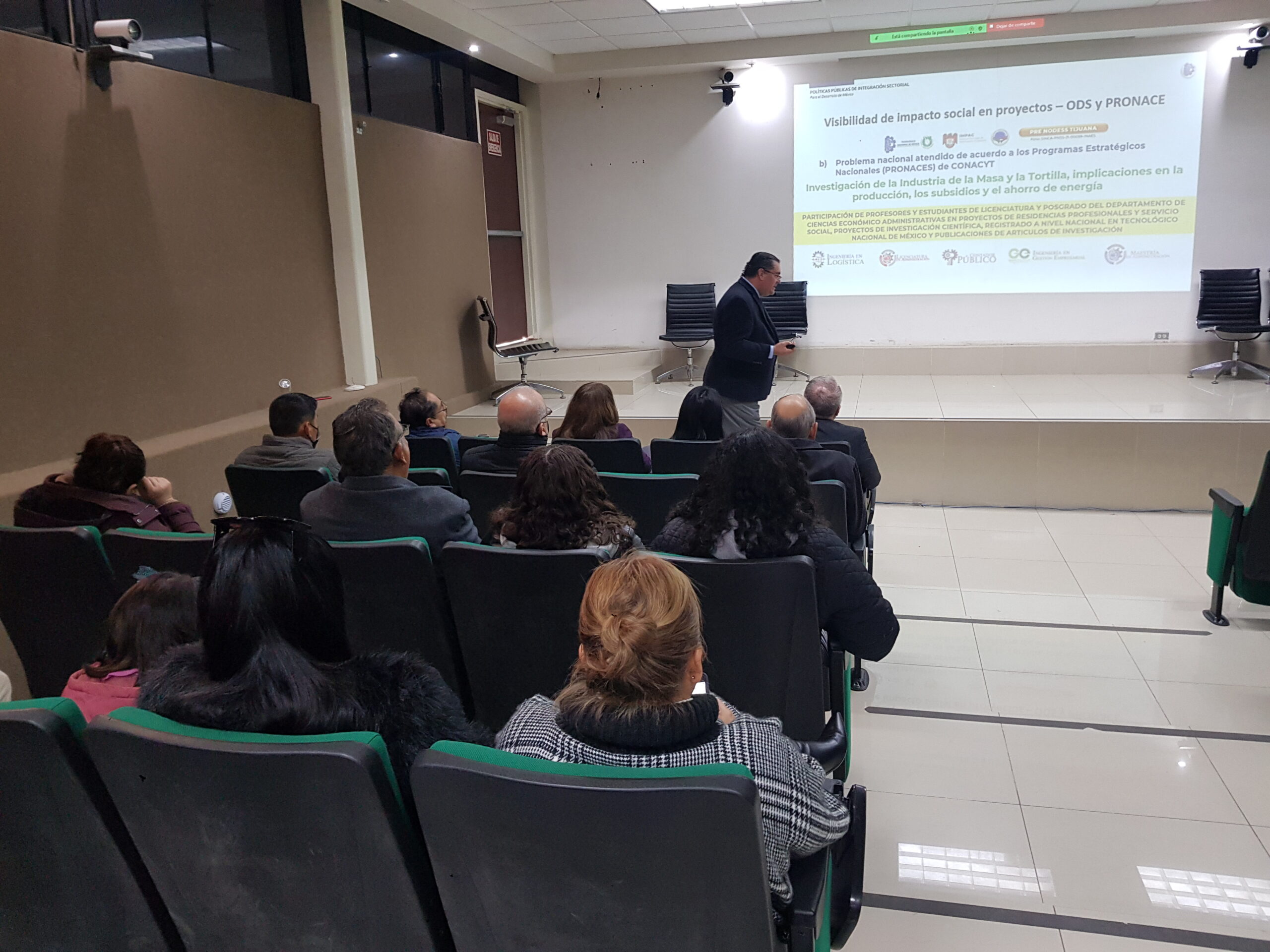 Presentan conferencia sobre Políticas Públicas 
