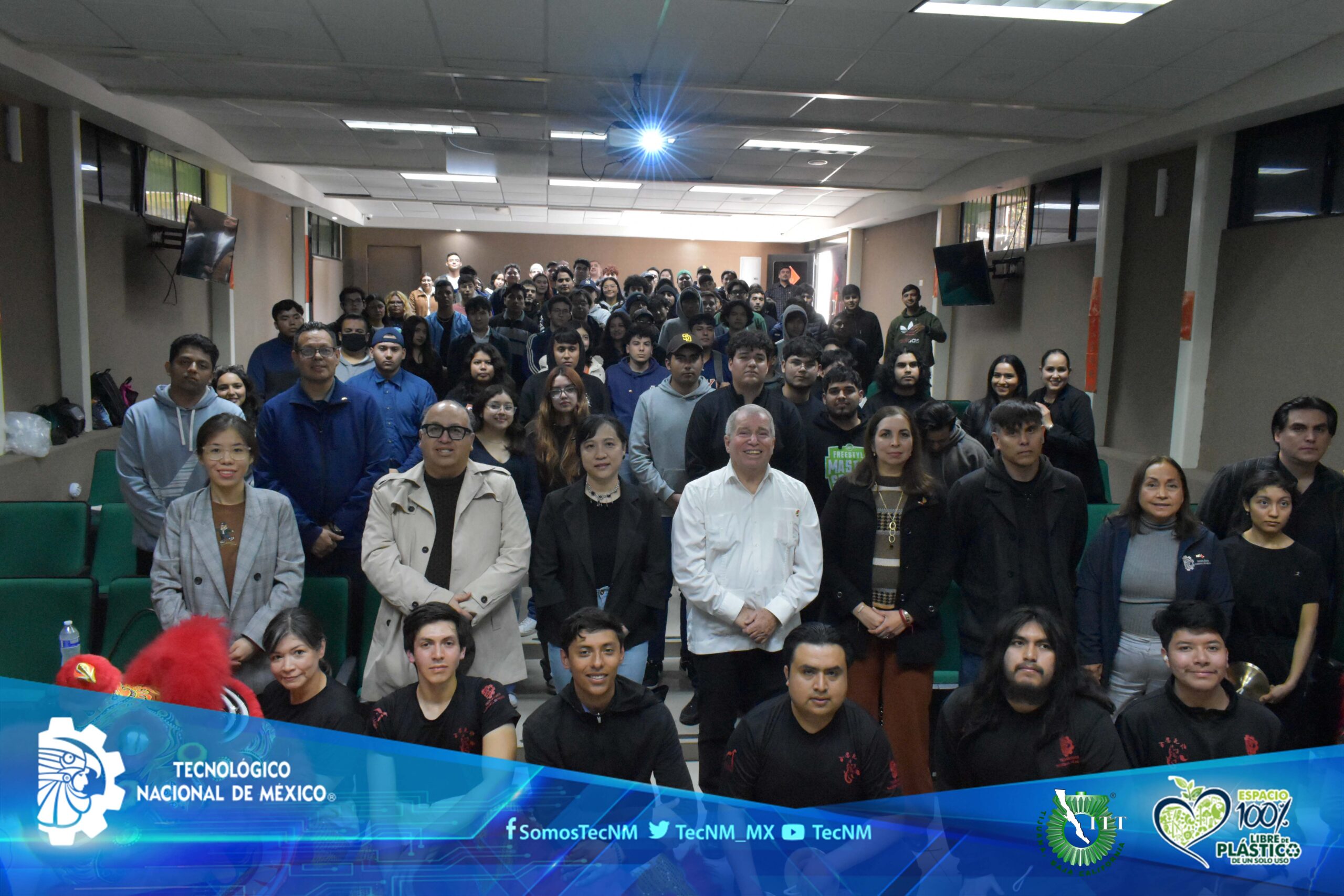 República Popular China entrega donativo al ITT