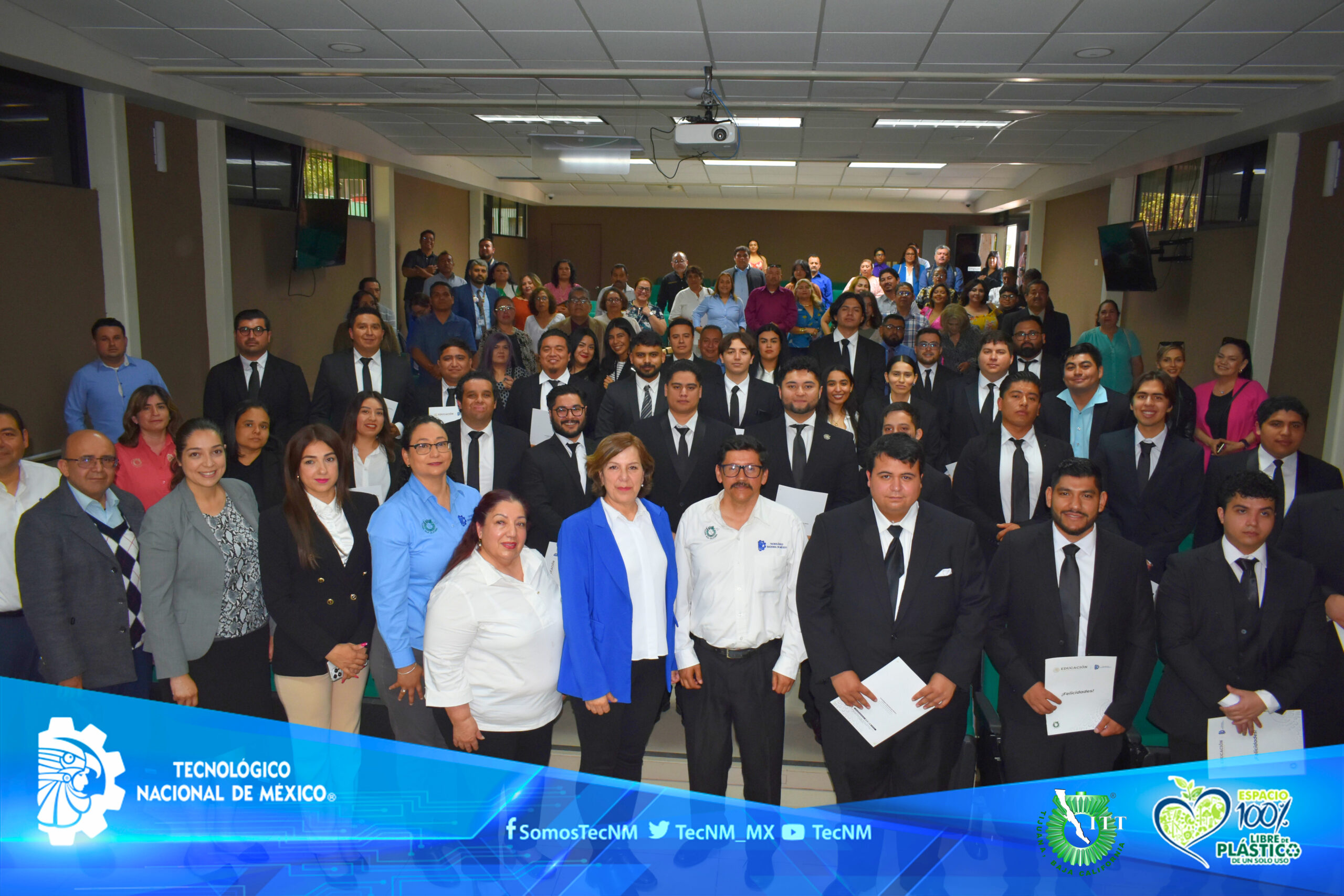 Tomaron Protesta 31 Estudiantes del Departamento de Sistemas y Computación del ITT