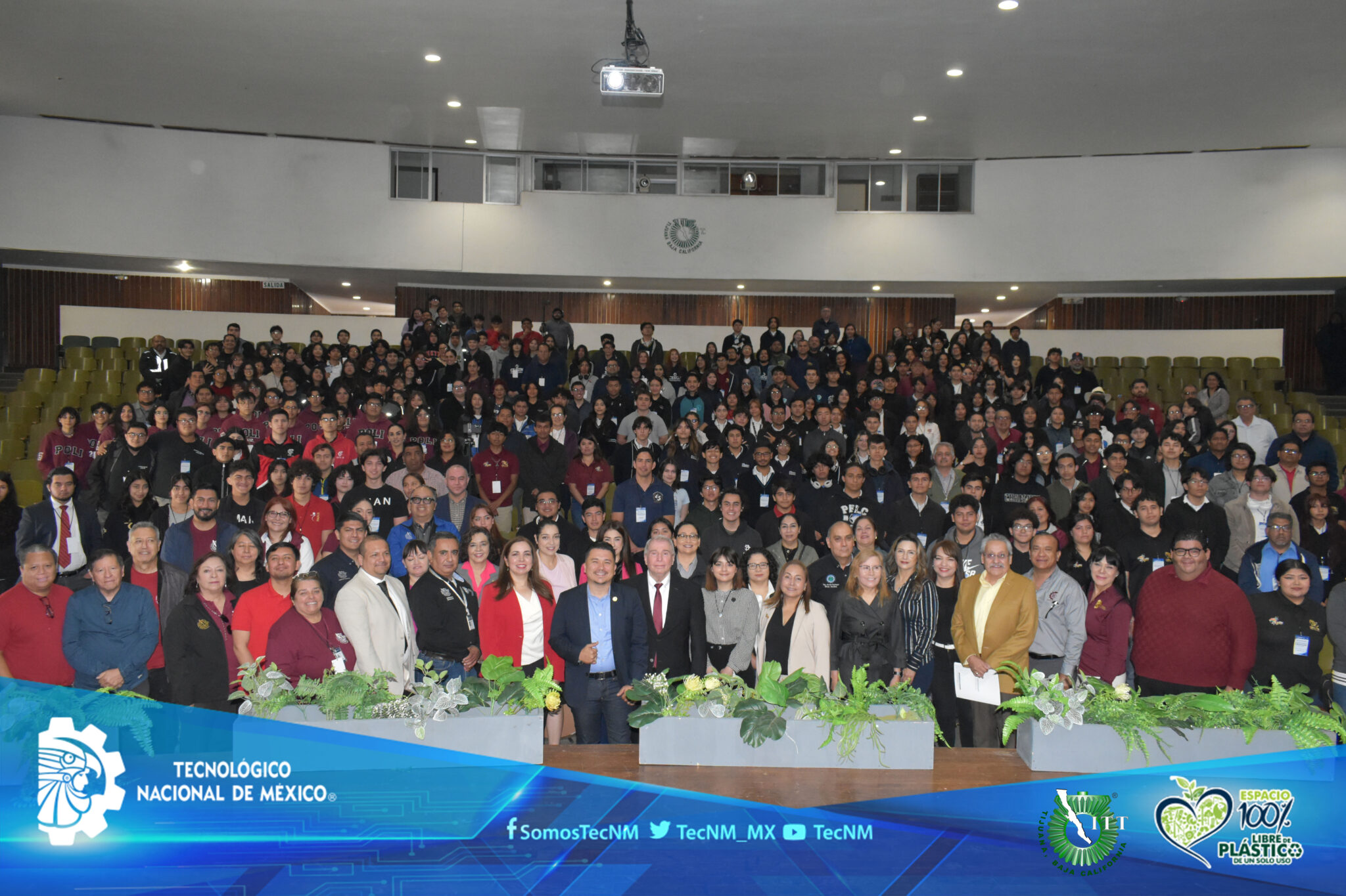Más de 40 preparatorias participan en Concurso de Ciencias Básicas