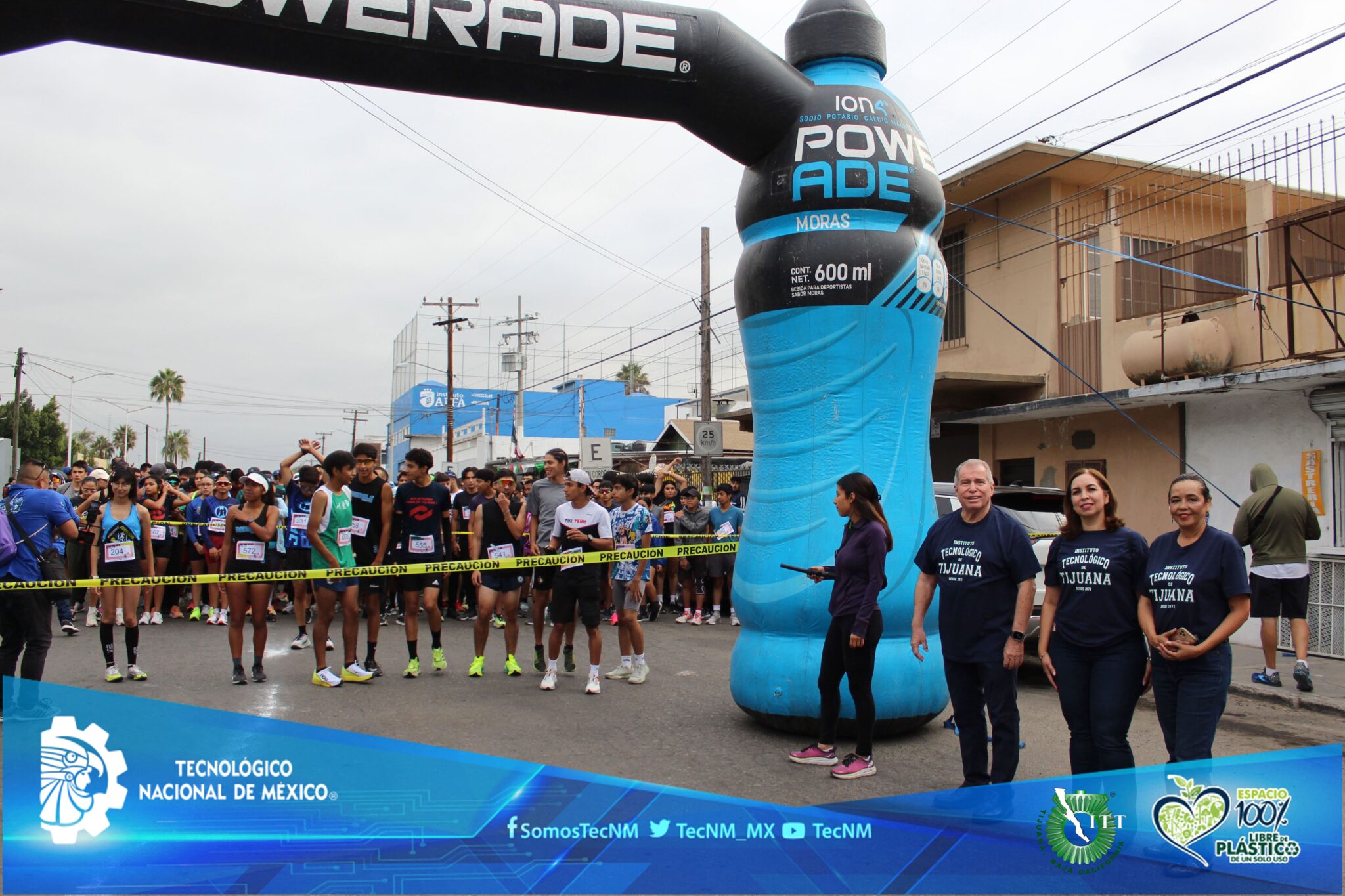 Oscar Navarro y Lizzie Sandoval se llevan la carrera del Tecnológico