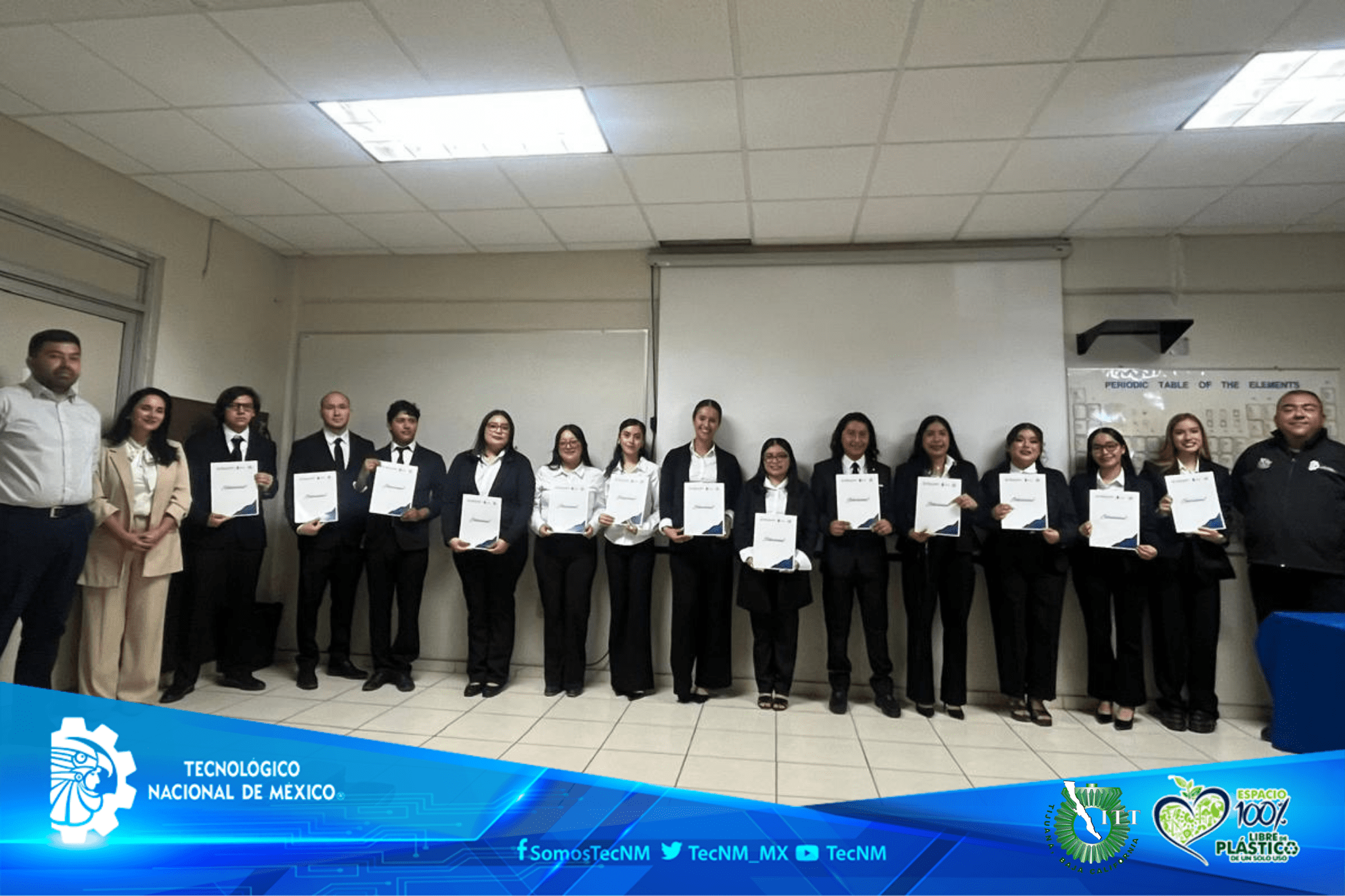 TecNM Tijuana celebra la titulación de 13 egresados de Ingeniería Química, Ambiental y Nanotecnología